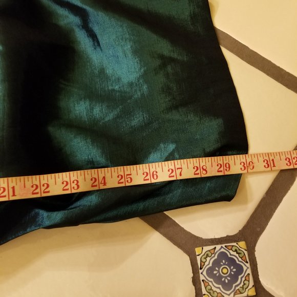 Arden B Shimmering Deep Green Tube Style Cocktail Dress - Picture 7 of 9